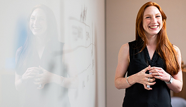 矯正治療を受けて笑顔が変わりました！（30代女性）