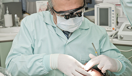 フッ素塗布の重要性とその効果を徹底解説